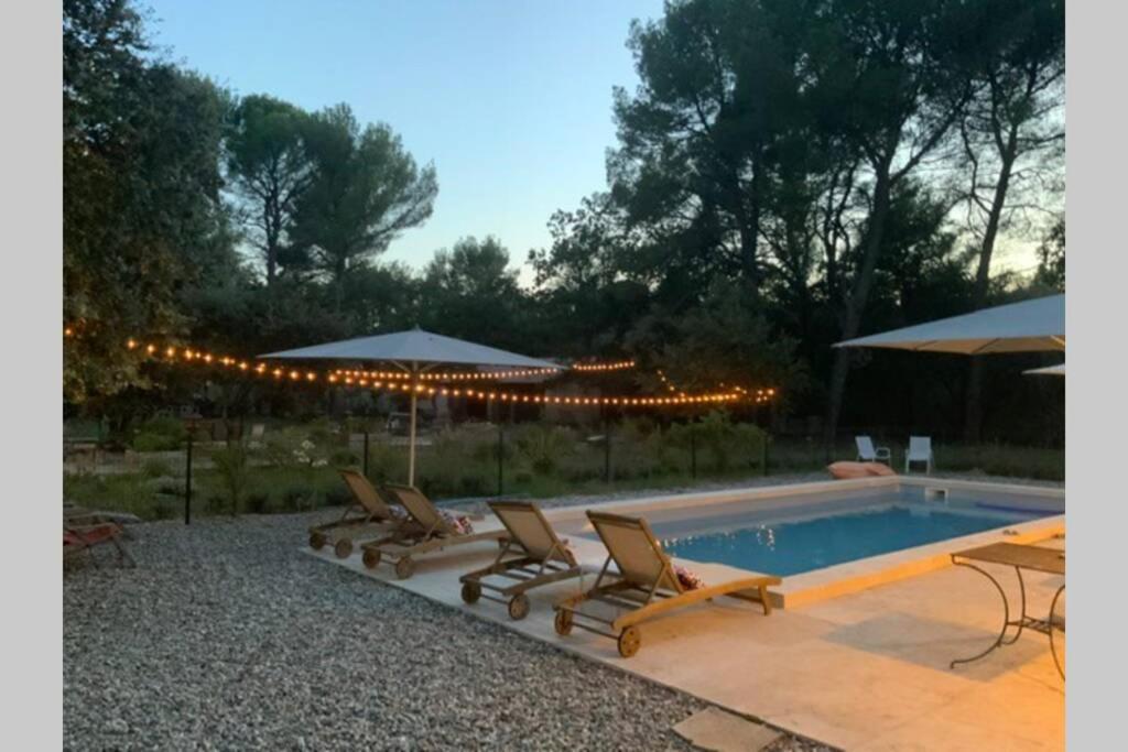 マザン Gite Dans Les Pins Avec Piscineヴィラ エクステリア 写真