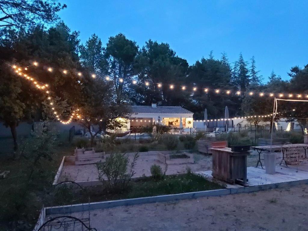 マザン Gite Dans Les Pins Avec Piscineヴィラ エクステリア 写真